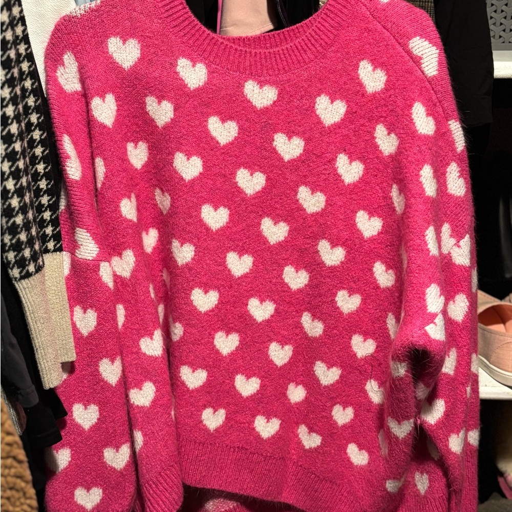 Vince Camuto Pink Heart Pattern Sweater